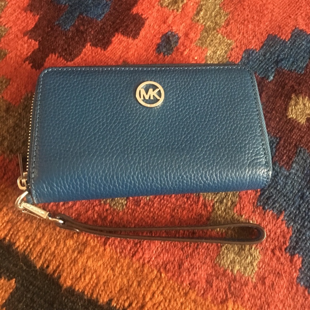✂️ Nw0T 💯 % AuThEnTic ReAl LeaTher MiChAel K0rs wAllEt - Picture 2 of 8